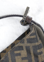 Fendi Mama Baguette detail gesp rechts LauLau Treasures