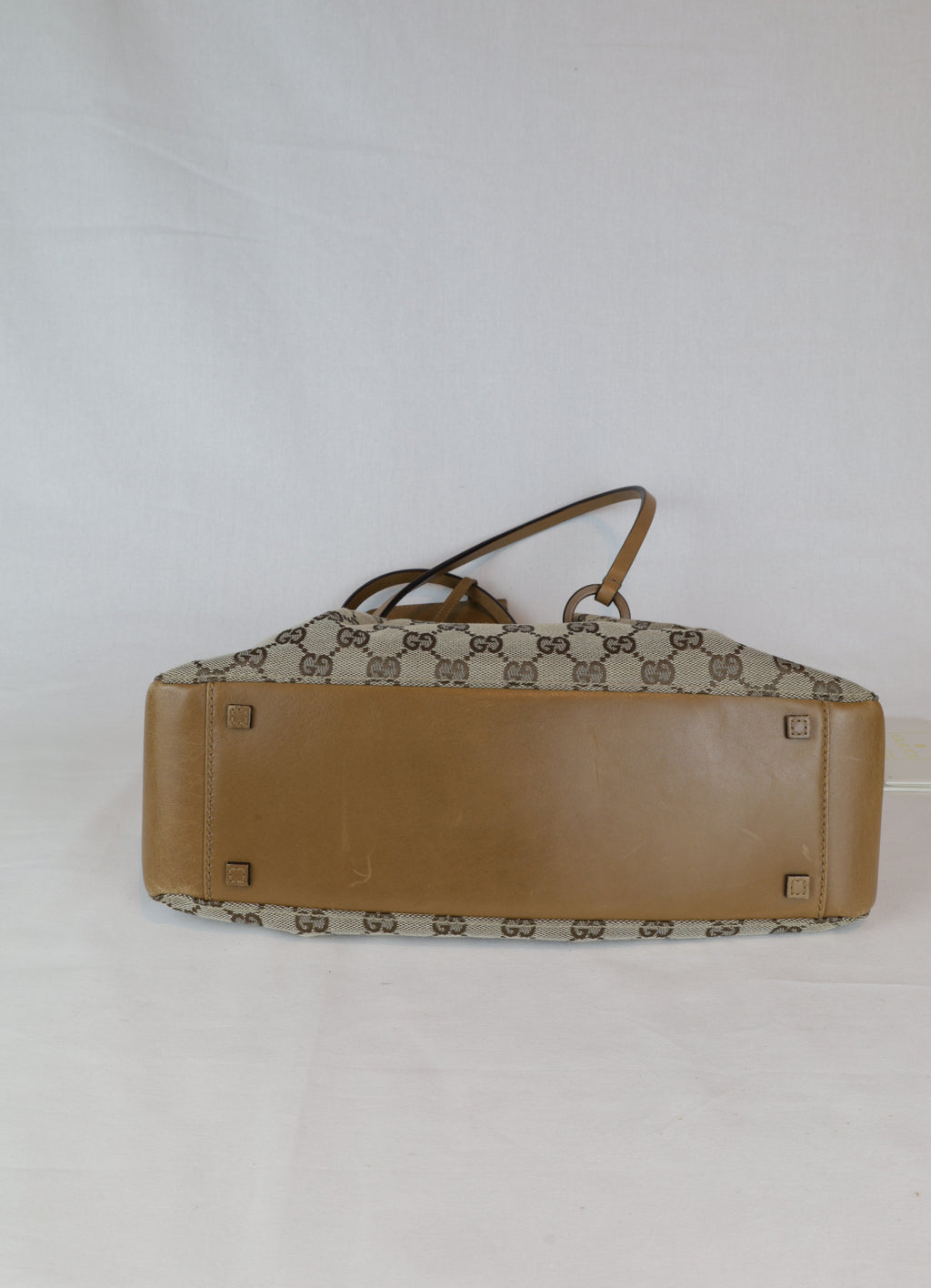 Gucci Canvas Medium Tote onderkant Laulau Treasures