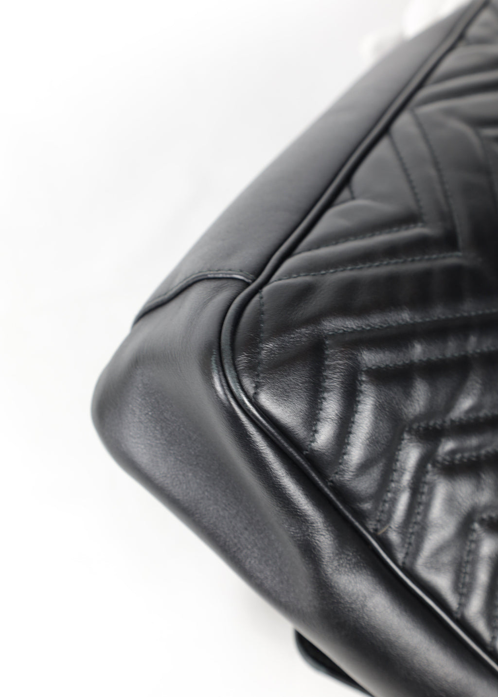 Gucci Marmont zwart rechter hoek Laulau Treasures