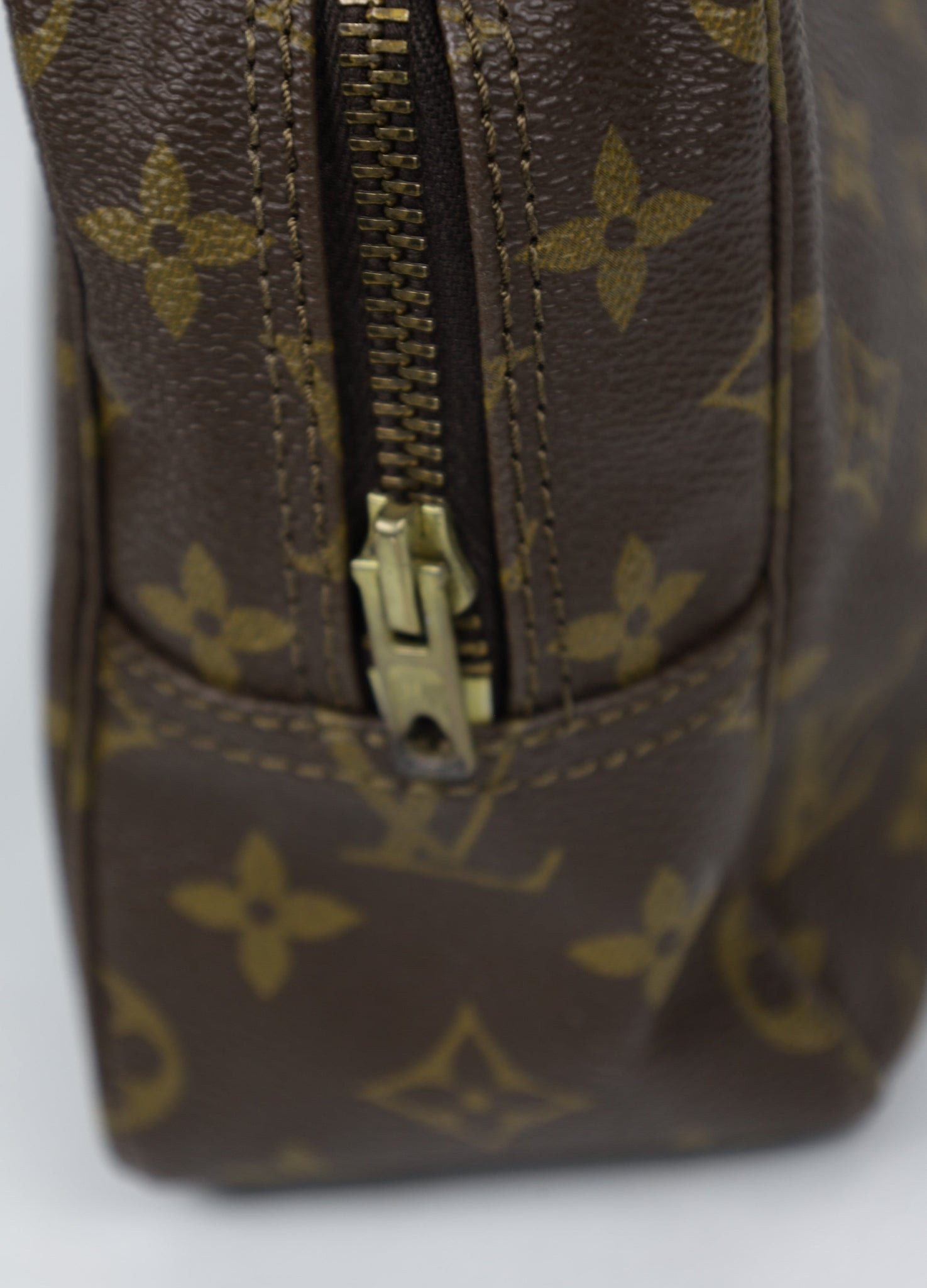 Vintage Louis Vuitton Trousse Toilette 28 hoek rits Laulau Treasures