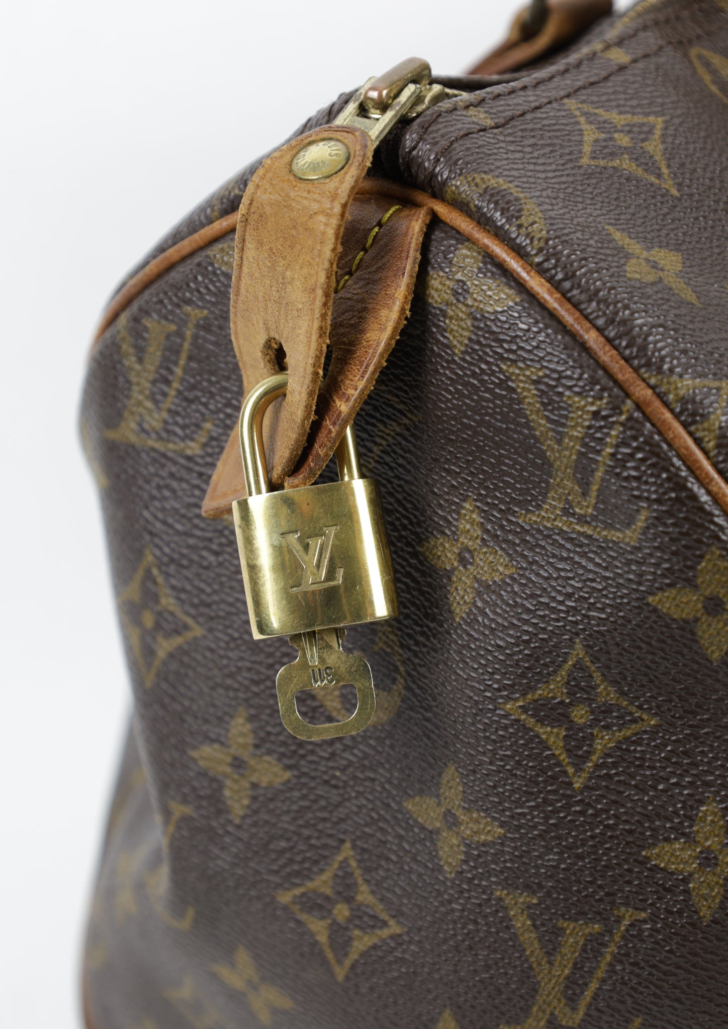 Vintage Louis Vuitton Speedy 30 slotje Laulau Treasures