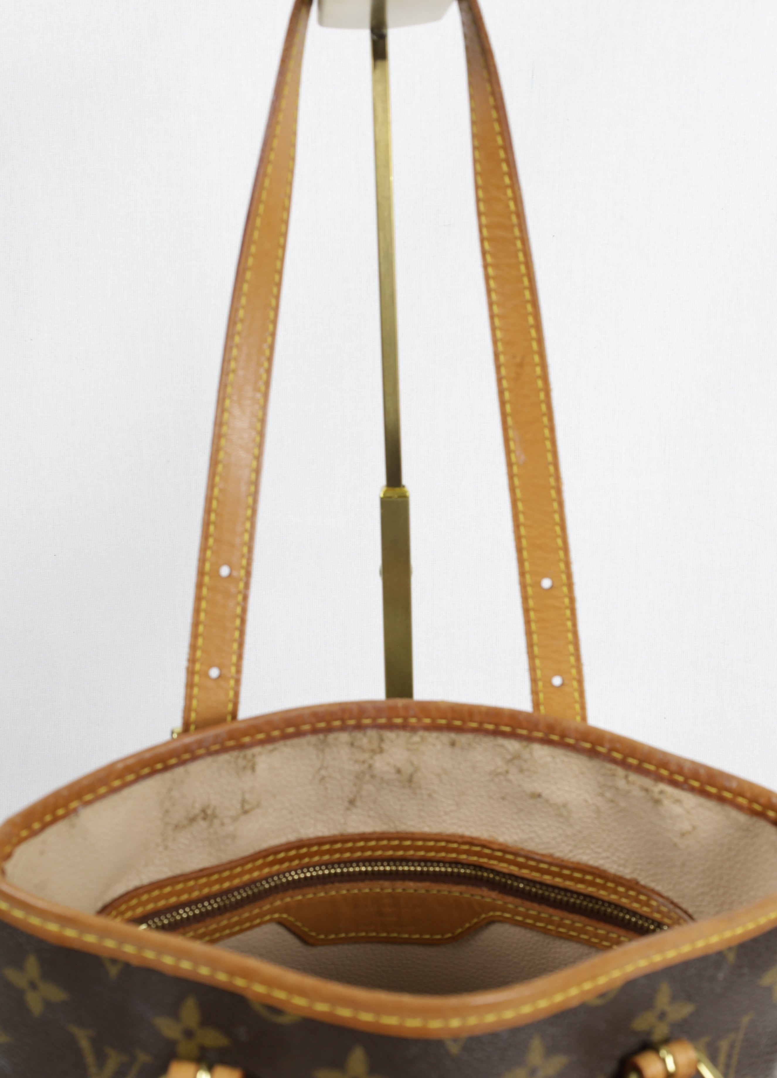 Vintage Louis Vuitton Mini Bucket bag in Monogram canvas - beschadiging rand | Laulau Treasures