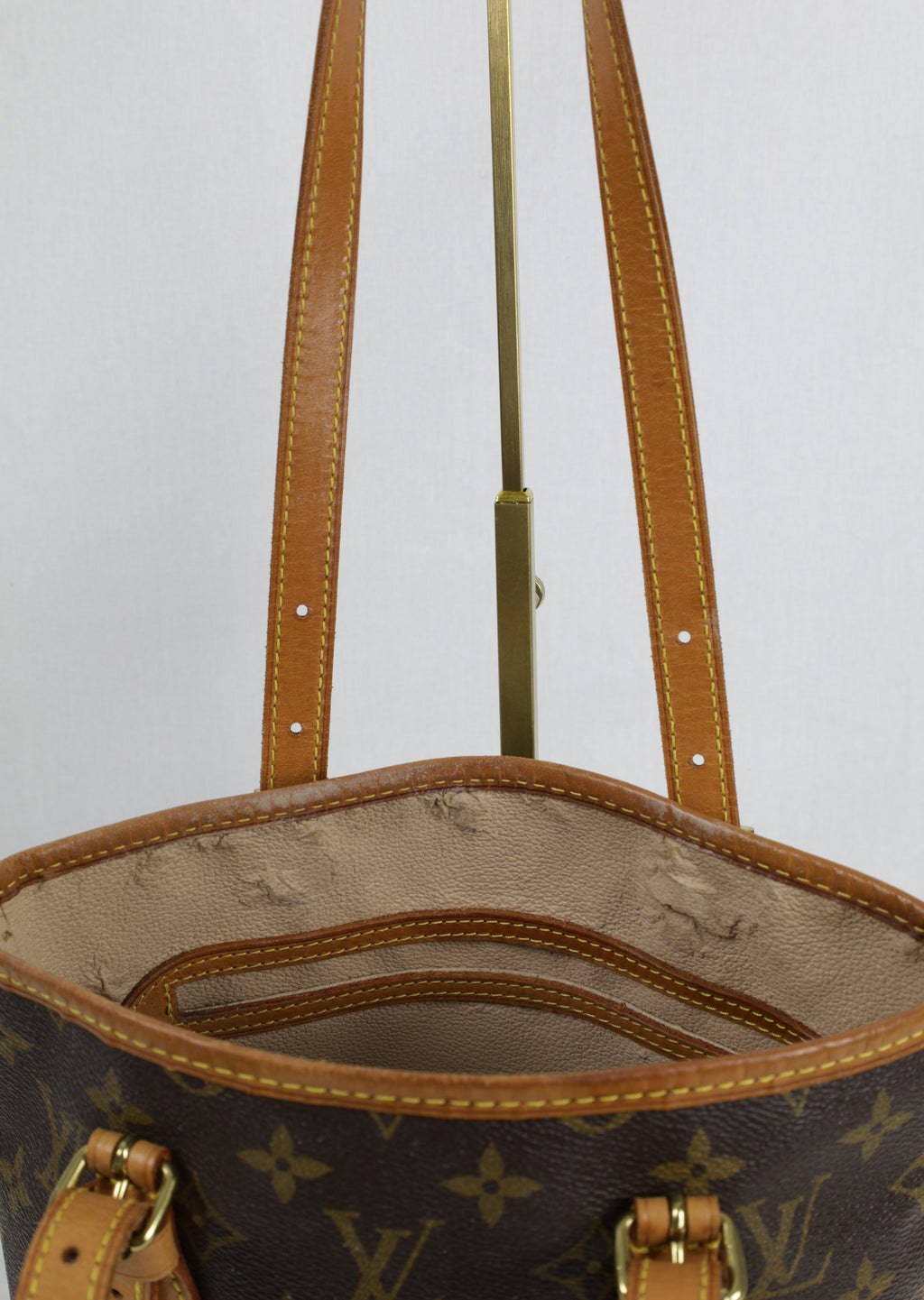 Vintage Louis Vuitton Mini Bucket bag in Monogram canvas - beschadiging rand 2 | Laulau Treasures