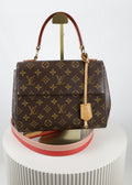 Vintage Louis Vuitton Cluny BB met strap - vooraanzicht - Laulau Treasures