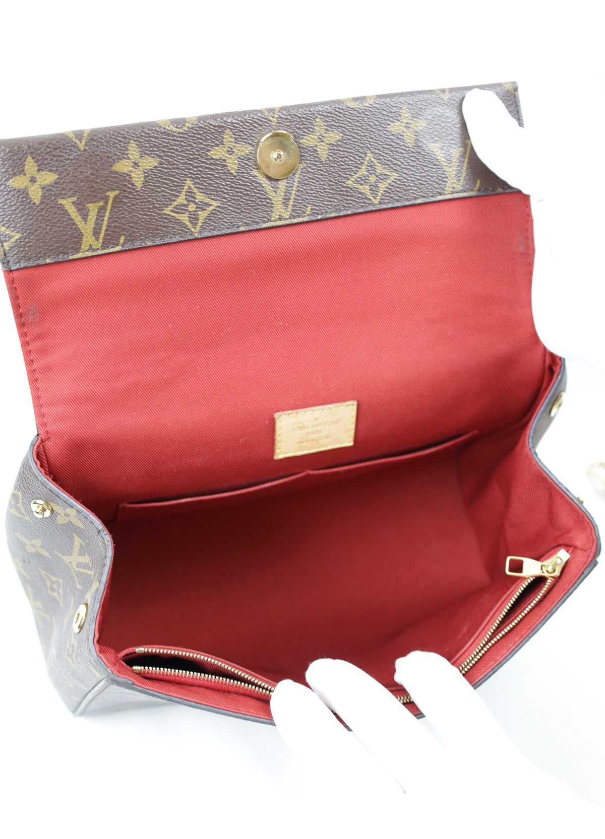 Vintage Louis Vuitton Cluny BB met strap - detail binnenkant - Laulau Treasures