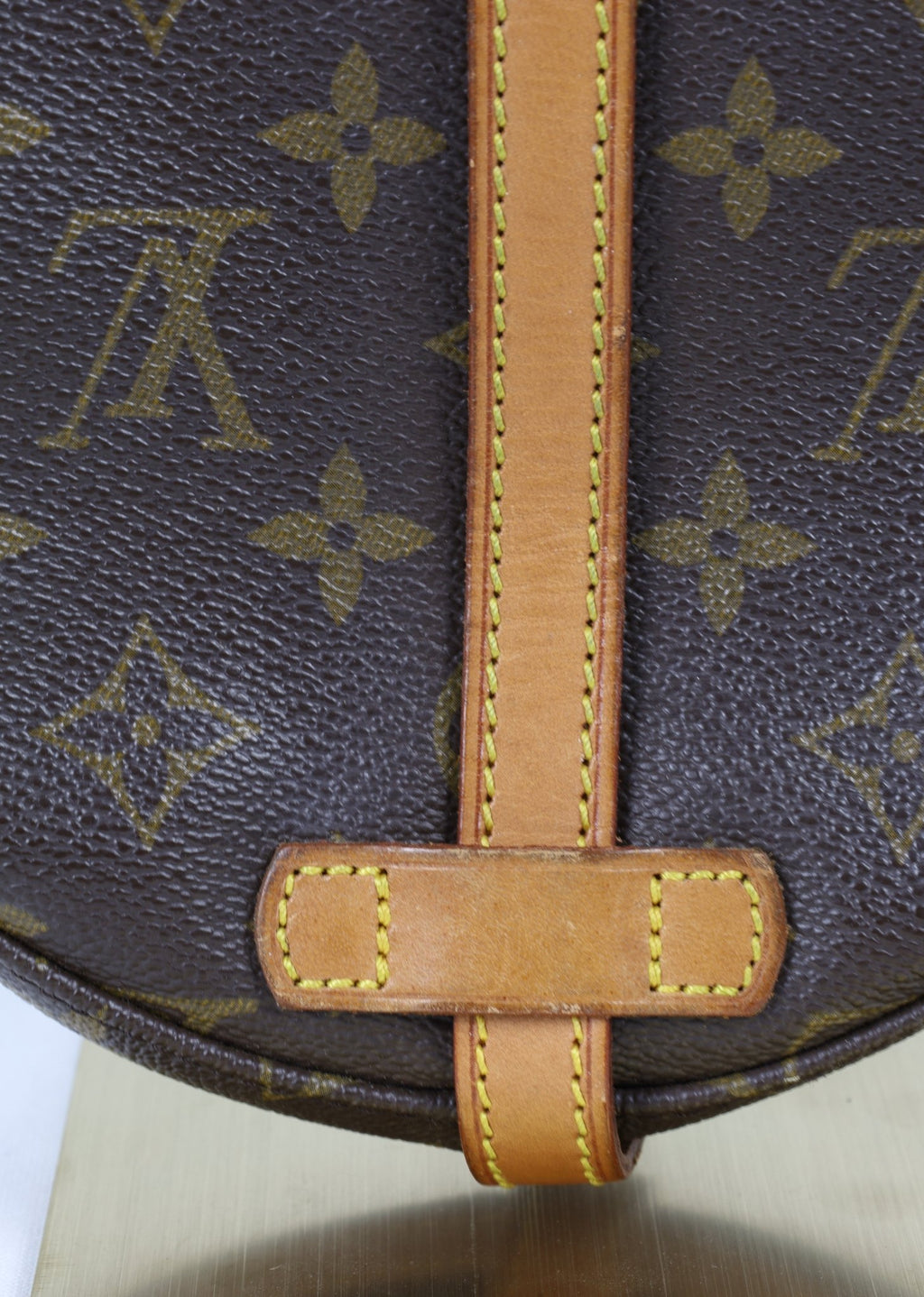 Louis Vuitton Chantilly PM detail strap op tas LauLau Treasures