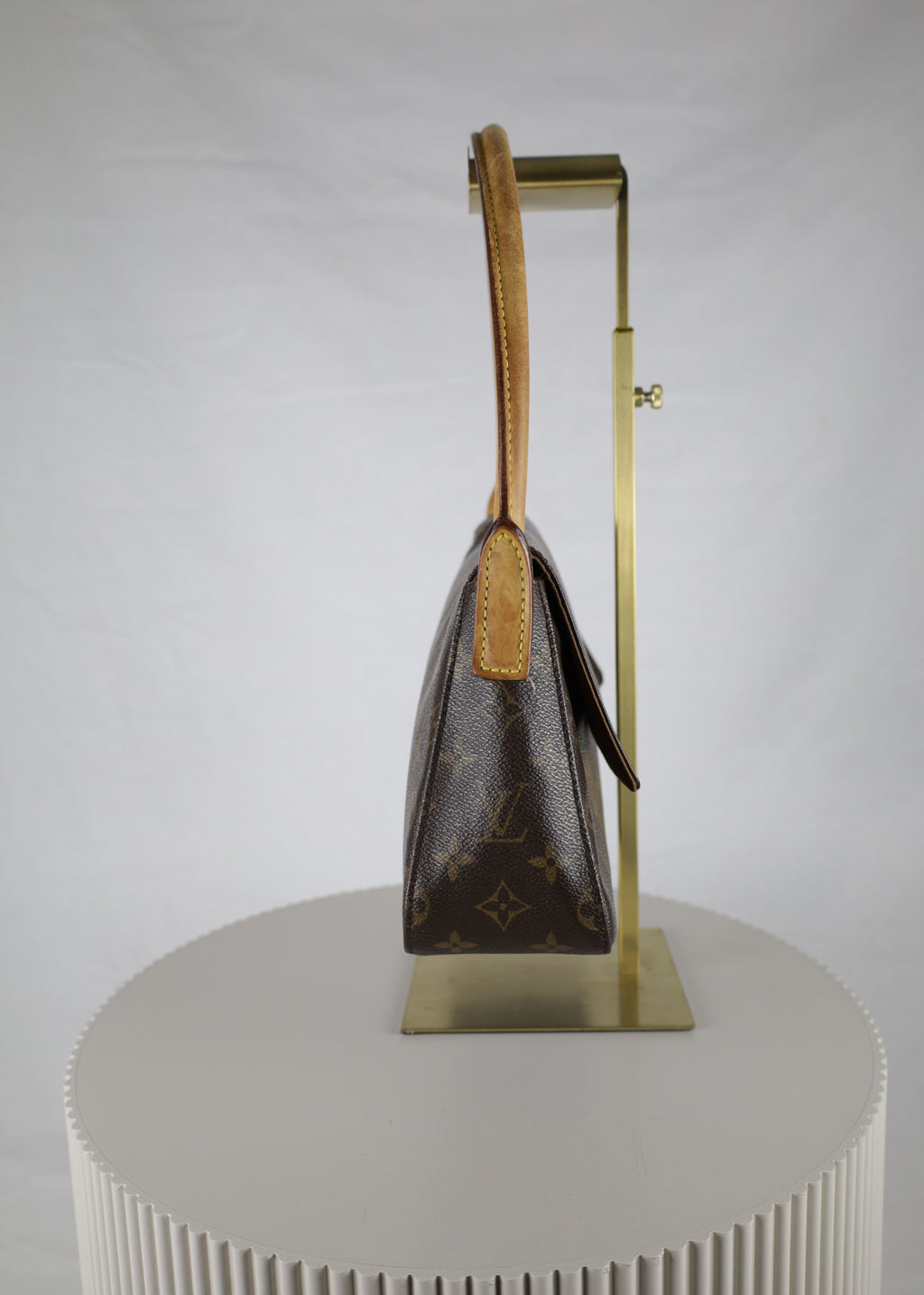 Louis Vuitton Looping linkerkant Laulau Treasures
