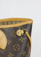 Louis Vuitton Neverfull PM detail rechts Laulau treasures
